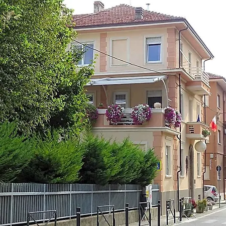 La Pajassa 4* Alba (Piedmont)