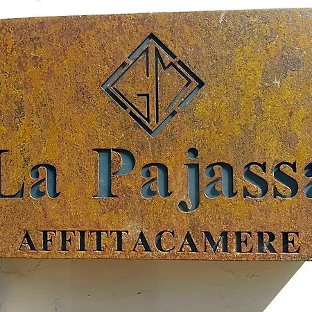 La Pajassa Bed & Breakfast 4*