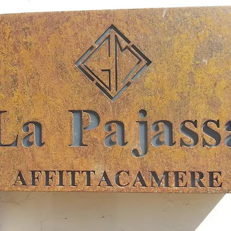 La Pajassa Bed & Breakfast 3*