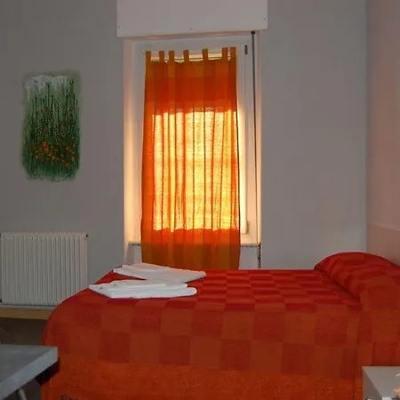 La Pajassa Couette-café Alba (Piedmont)