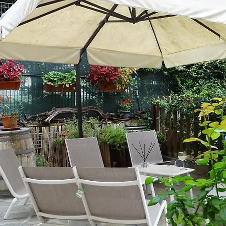 La Pajassa Bed & Breakfast 4*